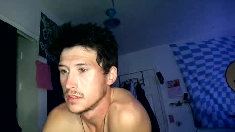 Snapshot of 21yearsy0ung9icheshung chatting on 09/16/25, 12:00 AlecurClit online show from 09/16/25, 12:00