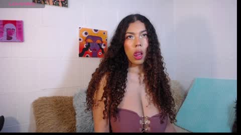 Snapshot of 22emma_ chatting on 04/03/26, 01:36 EMMA online show from 04/03/26, 01:36