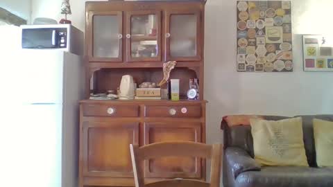 Snapshot of 22esserre chatting on 12/02/24, 12:51 22esserre online show from 12/02/24, 12:51