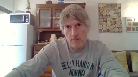 Snapshot of 22esserre chatting on 12/06/24, 01:00 22esserre online show from 12/06/24, 01:00