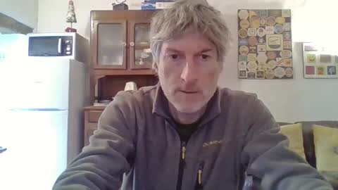 Snapshot of 22esserre chatting on 12/13/24, 10:30 22esserre online show from 12/13/24, 10:30