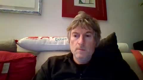 Snapshot of 22esserre chatting on 12/16/24, 10:13 22esserre online show from 12/16/24, 10:13