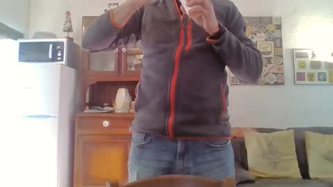 Snapshot of 22esserre chatting on 01/13/25, 12:13 22esserre online show from 01/13/25, 12:13