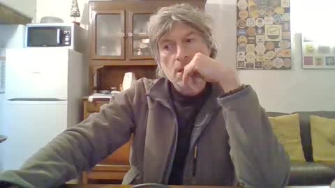 Snapshot of 22esserre chatting on 01/27/25, 02:46 22esserre online show from 01/27/25, 02:46