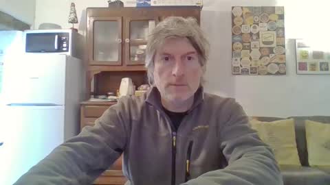 Snapshot of 22esserre chatting on 01/31/25, 11:13 22esserre online show from 01/31/25, 11:13