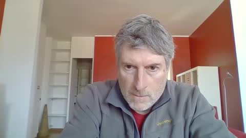 Snapshot of 22esserre chatting on 02/20/25, 01:19 22esserre online show from 02/20/25, 01:19