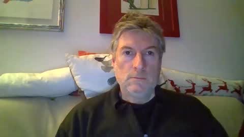 Snapshot of 22esserre chatting on 02/23/25, 08:22 22esserre online show from 02/23/25, 08:22