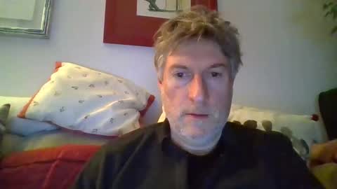 Snapshot of 22esserre chatting on 03/09/25, 09:03 22esserre online show from 03/09/25, 09:03