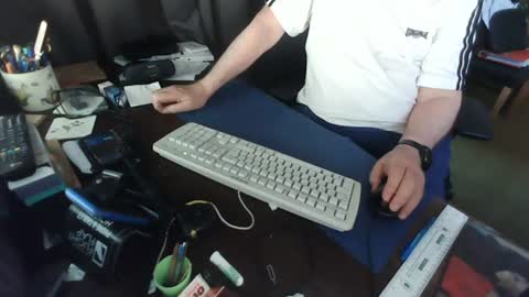 Snapshot of 241crumbo chatting on 07/12/26, 08:33 241crumbo online show from 07/12/26, 08:33