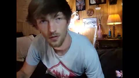 Snapshot of 27tnguy chatting on 03/24/26, 04:39 27tnguy online show from 03/24/26, 04:39