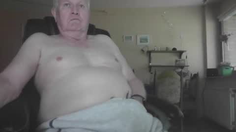 29famila online show from 10/07/25, 07:38