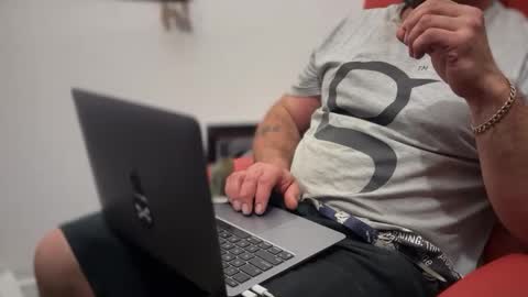 Snapshot of 2addictivelyhorny chatting on 03/09/25, 05:11 Jake n Judy online show from 03/09/25, 05:11