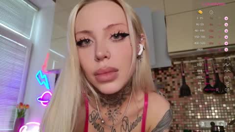 Snapshot of 2badforyou chatting on 02/19/25, 12:33 30 NOV online show from 02/19/25, 12:33