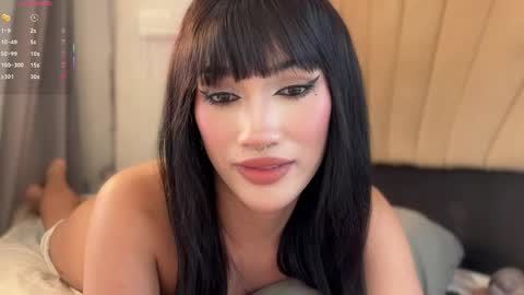 Snapshot of 2damnh0t_slut chatting on 03/27/26, 06:40 haduki online show from 03/27/26, 06:40