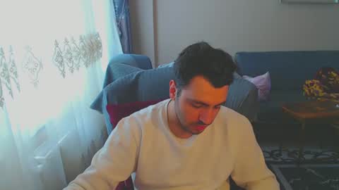 Snapshot of 2handsomeman chatting on 01/06/25, 01:08 Berk online show from 01/06/25, 01:08