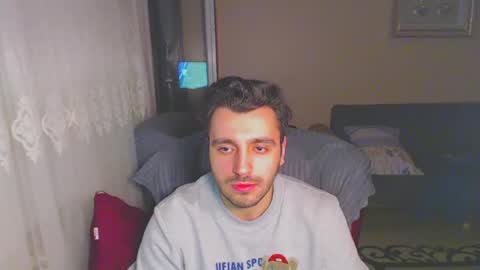 Snapshot of 2handsomeman chatting on 01/09/25, 01:08 Berk online show from 01/09/25, 01:08