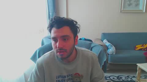 Snapshot of 2handsomeman chatting on 01/10/25, 11:33 Berk online show from 01/10/25, 11:33
