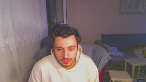 Snapshot of 2handsomeman chatting on 01/16/25, 04:18 Berk online show from 01/16/25, 04:18