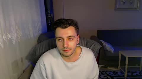 Snapshot of 2handsomeman chatting on 01/22/25, 09:43 Berk online show from 01/22/25, 09:43