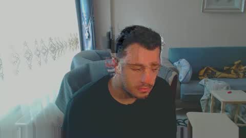 Snapshot of 2handsomeman chatting on 02/02/25, 07:20 Berk online show from 02/02/25, 07:20