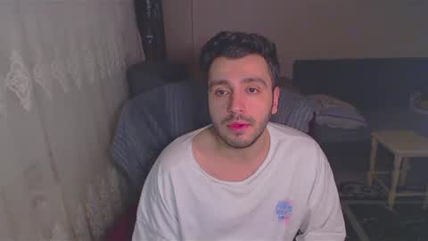 Snapshot of 2handsomeman chatting on 02/03/25, 12:47 Berk online show from 02/03/25, 12:47