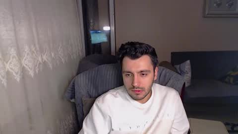 Snapshot of 2handsomeman chatting on 02/09/25, 02:49 Berk online show from 02/09/25, 02:49