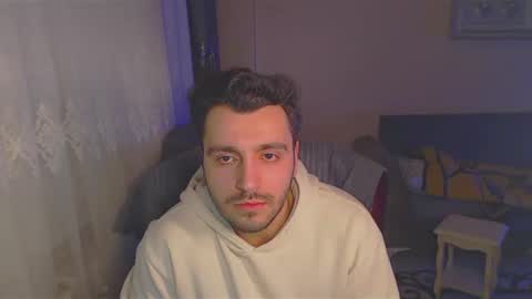 Snapshot of 2handsomeman chatting on 02/10/25, 10:19 Berk online show from 02/10/25, 10:19