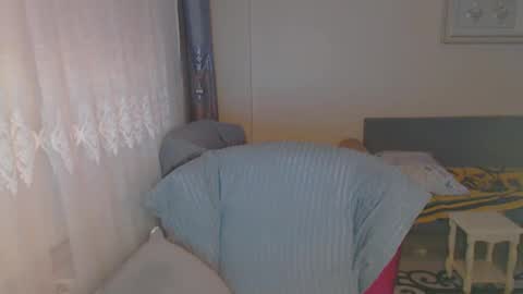 Snapshot of 2handsomeman chatting on 02/11/25, 10:18 Berk online show from 02/11/25, 10:18