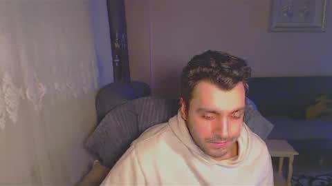 Snapshot of 2handsomeman chatting on 02/14/25, 10:25 Berk online show from 02/14/25, 10:25