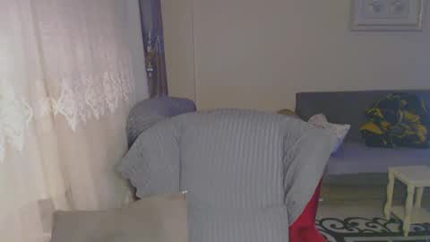 Snapshot of 2handsomeman chatting on 02/18/25, 01:21 Berk online show from 02/18/25, 01:21