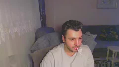 Snapshot of 2handsomeman chatting on 02/18/25, 04:26 Berk online show from 02/18/25, 04:26