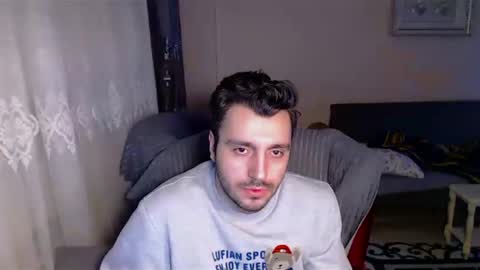 Snapshot of 2handsomeman chatting on 02/19/25, 10:31 Berk online show from 02/19/25, 10:31
