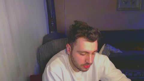 Snapshot of 2handsomeman chatting on 03/05/25, 10:43 Berk online show from 03/05/25, 10:43