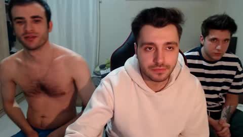 Snapshot of 2handsomeman chatting on 03/06/25, 08:59 Berk online show from 03/06/25, 08:59