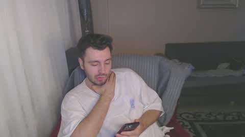 Snapshot of 2handsomeman chatting on 03/10/25, 01:12 Berk online show from 03/10/25, 01:12