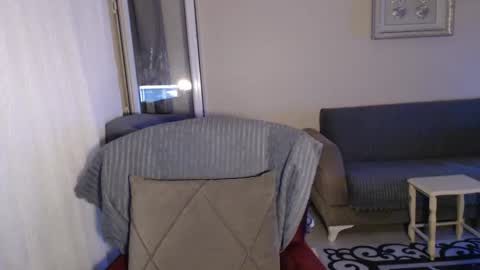 Snapshot of 2handsomeman chatting on 10/04/25, 01:36 Berk online show from 10/04/25, 01:36