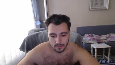 Snapshot of 2handsomeman chatting on 10/04/25, 02:48 Berk online show from 10/04/25, 02:48