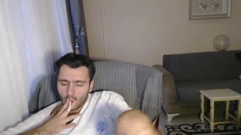 Snapshot of 2handsomeman chatting on 10/09/25, 04:10 Berk online show from 10/09/25, 04:10