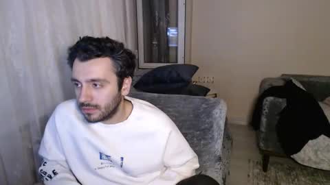Snapshot of 2handsomeman chatting on 04/21/26, 12:23 Berk online show from 04/21/26, 12:23