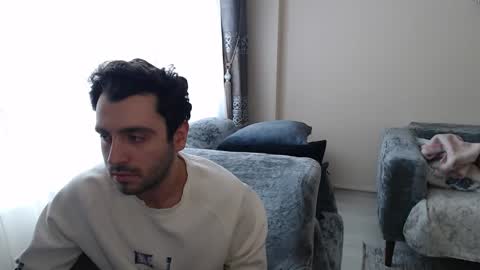 Snapshot of 2handsomeman chatting on 04/23/26, 02:19 Berk online show from 04/23/26, 02:19
