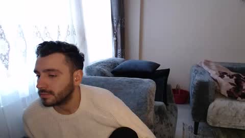 Snapshot of 2handsomeman chatting on 05/02/26, 03:44 Berk online show from 05/02/26, 03:44