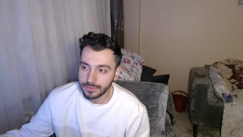 Snapshot of 2handsomeman chatting on 05/05/26, 05:32 Berk online show from 05/05/26, 05:32