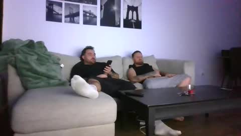 2hotdudes13 online show from 12/19/25, 06:31