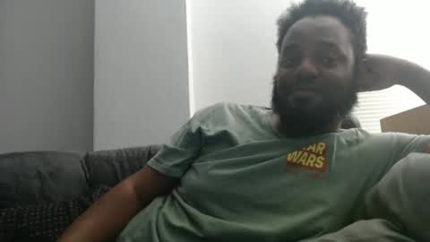 Snapshot of 2koolresurrected chatting on 02/18/25, 01:32 2koolresurrected online show from 02/18/25, 01:32