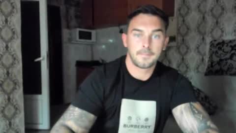 Snapshot of 2sexymuscles chatting on 09/08/25, 08:19 2sexymuscles online show from 09/08/25, 08:19