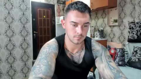 Snapshot of 2sexymuscles chatting on 10/09/25, 07:56 2sexymuscles online show from 10/09/25, 07:56