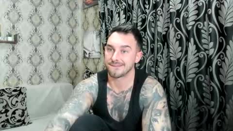 Snapshot of 2sexymuscles chatting on 02/02/26, 10:08 2sexymuscles online show from 02/02/26, 10:08