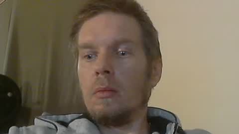 Snapshot of 2small4you83 chatting on 01/12/25, 04:21 2small4you83 online show from 01/12/25, 04:21