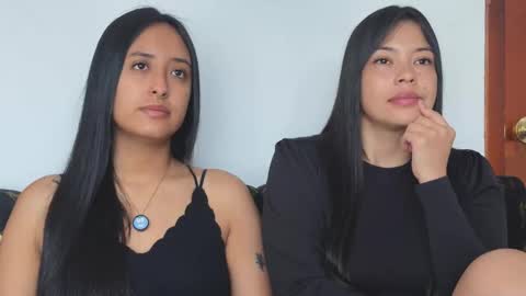 Snapshot of 2summerlove2 chatting on 11/21/25, 02:38 Dalilah and Tarah online show from 11/21/25, 02:38