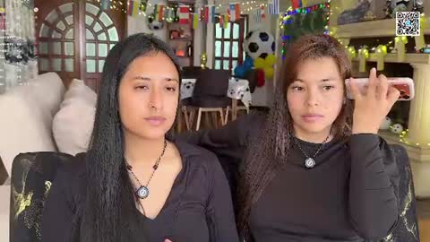 Dalilah and Tarah online show from 06/25/26, 07:07